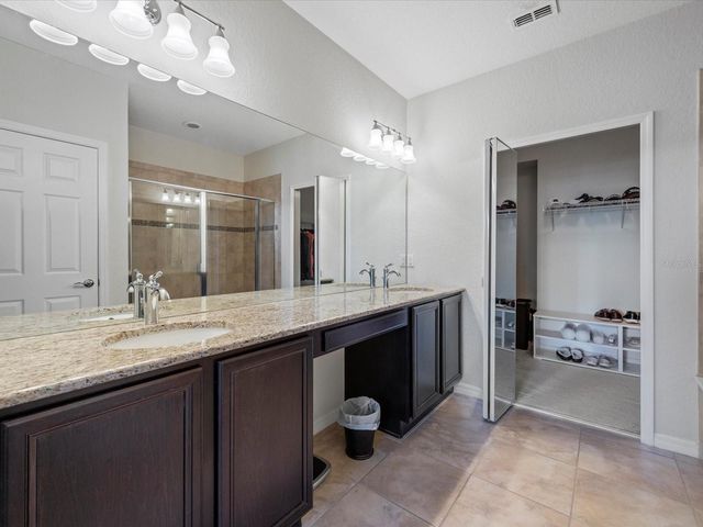 8341 BELLA TIERRA COURT, Davenport, FL 33896