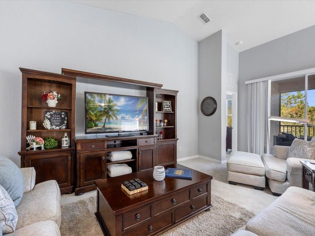 8341 BELLA TIERRA COURT, Davenport, FL 33896