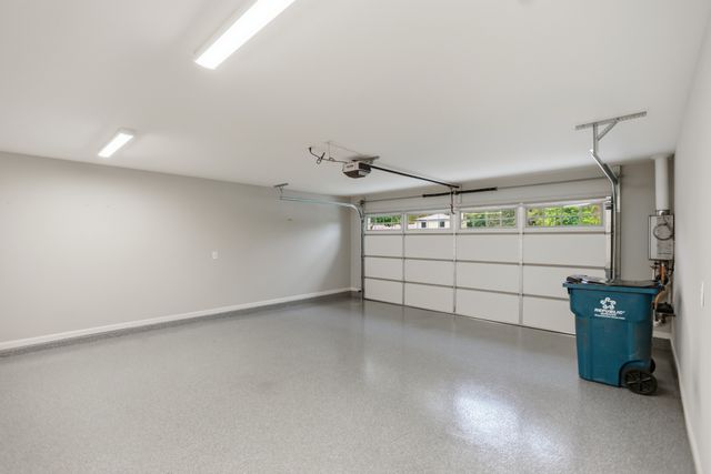 248 Doak Rd, Manchester, TN 37355