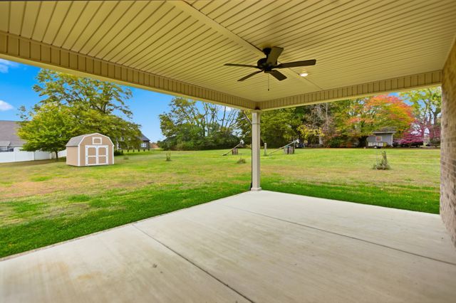 248 Doak Rd, Manchester, TN 37355