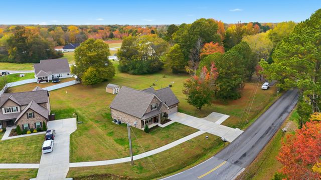 248 Doak Rd, Manchester, TN 37355