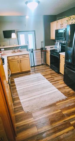 3959 Black Pine Drive, Grove City, OH 43123