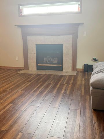 3959 Black Pine Drive, Grove City, OH 43123