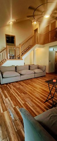 3959 Black Pine Drive, Grove City, OH 43123
