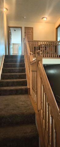 3959 Black Pine Drive, Grove City, OH 43123