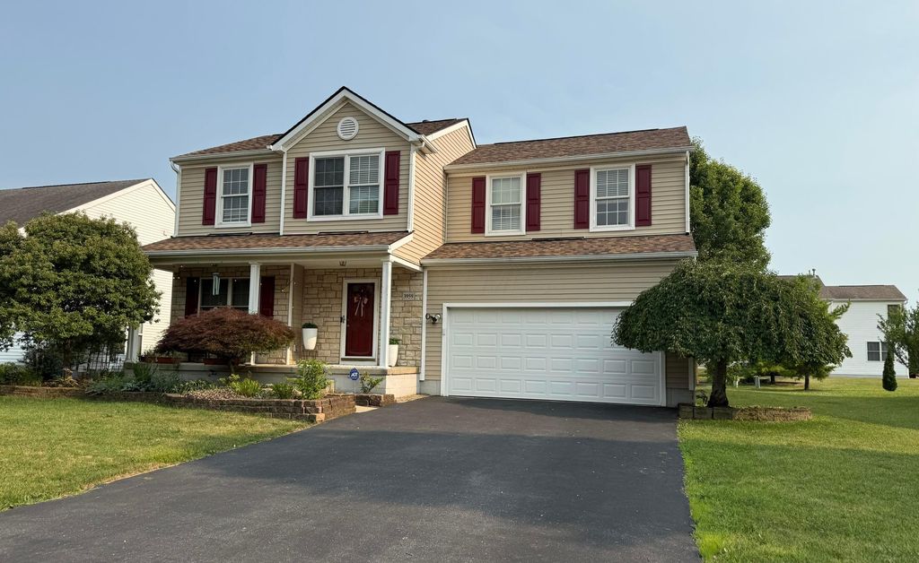 3959 Black Pine Drive, Grove City, OH 43123