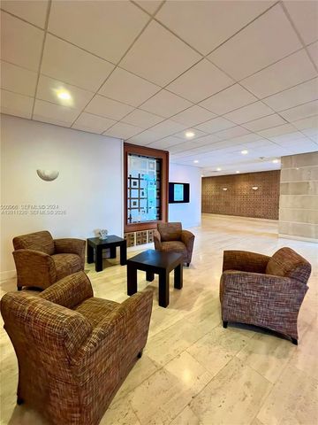 2899 Collins Ave 905, Miami Beach, FL 33140