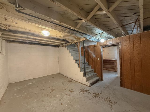 1022 Wakefield Avenue, Saint Paul, MN 55106