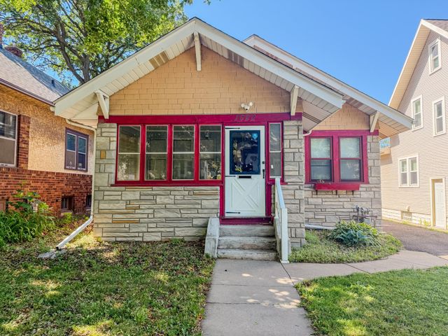 1022 Wakefield Avenue, Saint Paul, MN 55106