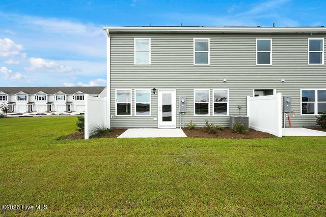 4333 Majesty Drive Unit 400, Castle Hayne, NC 28429
