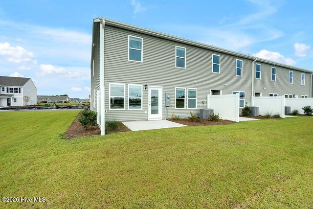 4333 Majesty Drive Unit 400, Castle Hayne, NC 28429