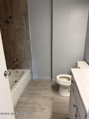 425 W Chulahoma Avenue, Holly Springs, MS 38635