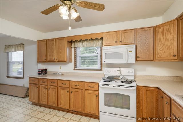 6429 E Blocher Road, Lexington, IN 47138