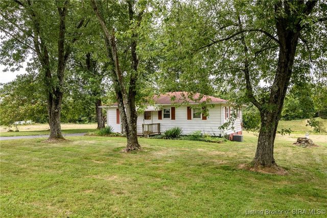 6429 E Blocher Road, Lexington, IN 47138