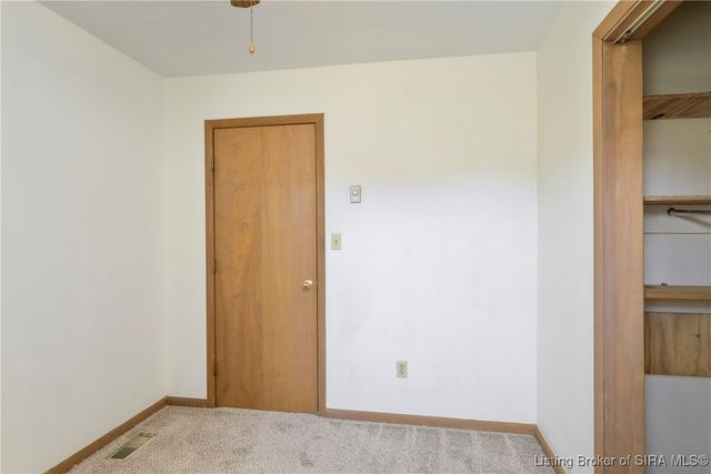 6429 E Blocher Road, Lexington, IN 47138