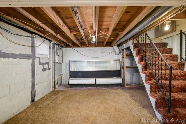 6429 E Blocher Road, Lexington, IN 47138