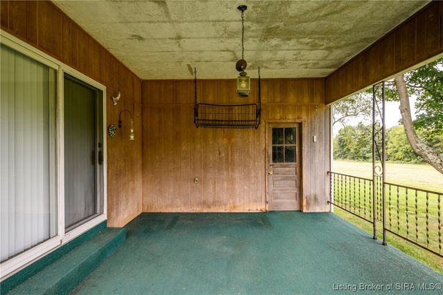 6429 E Blocher Road, Lexington, IN 47138
