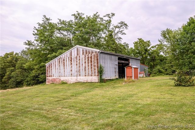 6429 E Blocher Road, Lexington, IN 47138