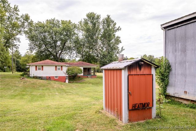 6429 E Blocher Road, Lexington, IN 47138