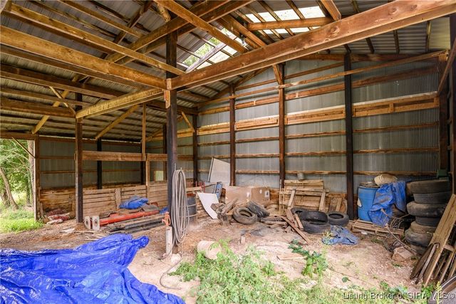 6429 E Blocher Road, Lexington, IN 47138