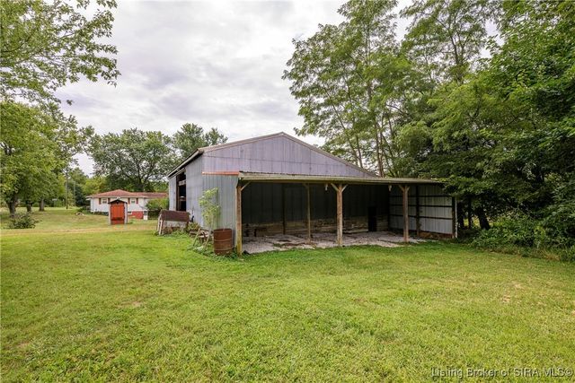 6429 E Blocher Road, Lexington, IN 47138
