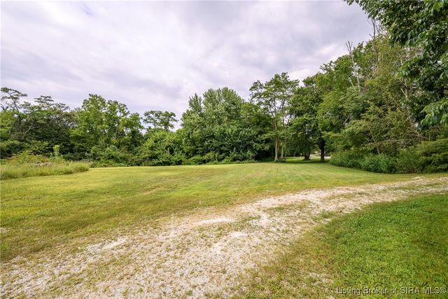 6429 E Blocher Road, Lexington, IN 47138