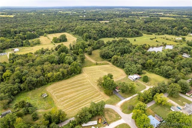 6429 E Blocher Road, Lexington, IN 47138