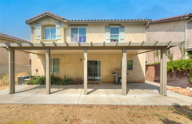 1011 Alderwood, Perris, CA 92571