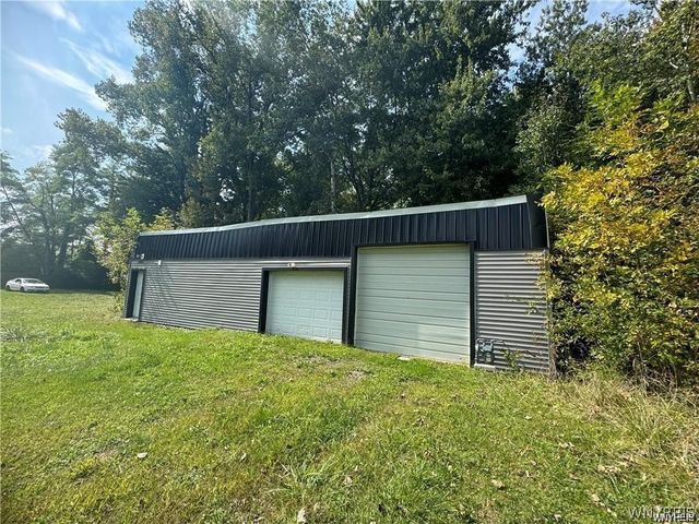 3454 Ewings Road, Newfane, NY 14094