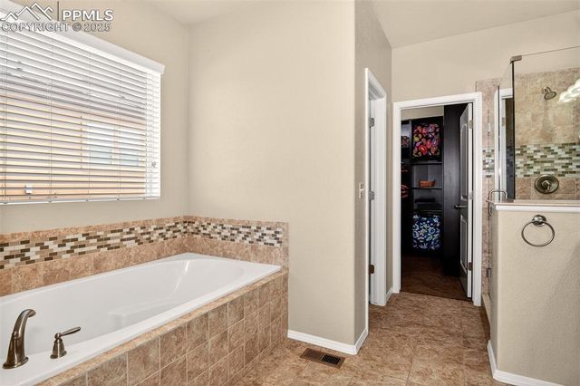 7036 Renegade Ridge Drive, Colorado Springs, CO 80923