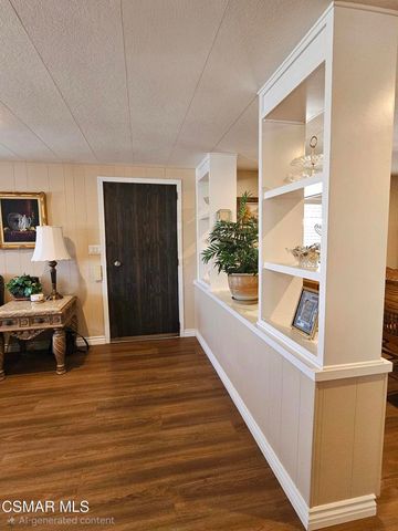 2 Robertson Way, Newbury Park, CA 91320