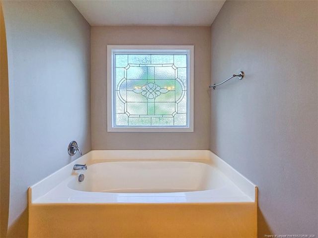 1716 Rock Creek Lane, Fayetteville, NC 28301