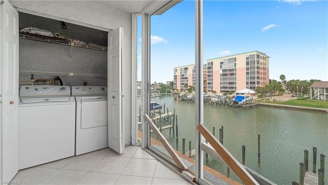 4551 Bay Beach LN # 253, Fort Myers Beach, FL 33931