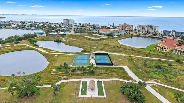 4551 Bay Beach LN # 253, Fort Myers Beach, FL 33931