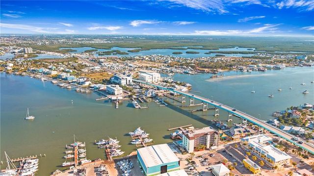 4551 Bay Beach LN # 253, Fort Myers Beach, FL 33931