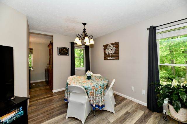 6671 E Rosebud Lane, Mooresville, IN 46158