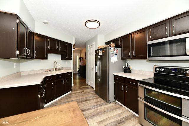 6671 E Rosebud Lane, Mooresville, IN 46158