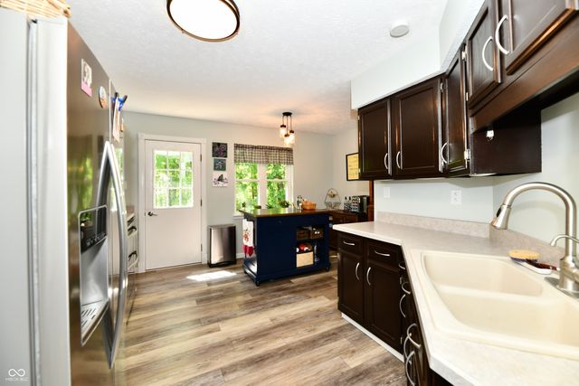 6671 E Rosebud Lane, Mooresville, IN 46158