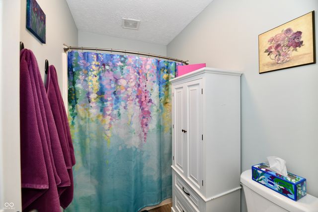 6671 E Rosebud Lane, Mooresville, IN 46158