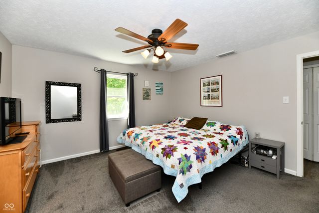 6671 E Rosebud Lane, Mooresville, IN 46158