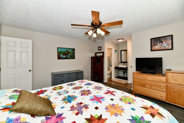 6671 E Rosebud Lane, Mooresville, IN 46158
