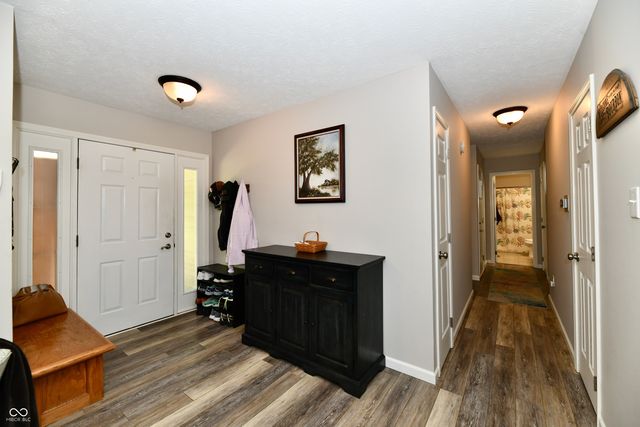 6671 E Rosebud Lane, Mooresville, IN 46158