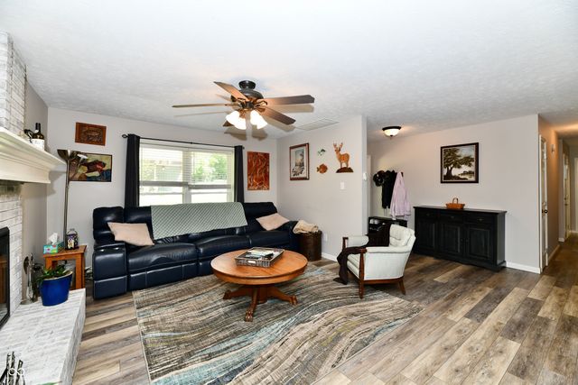 6671 E Rosebud Lane, Mooresville, IN 46158
