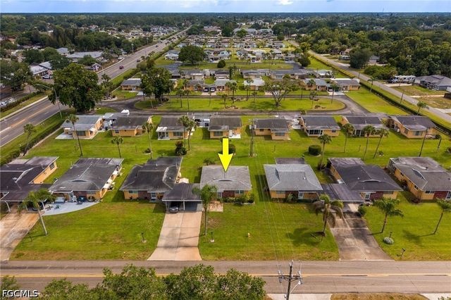 2206 E 6th ST, Lehigh Acres, FL 33936