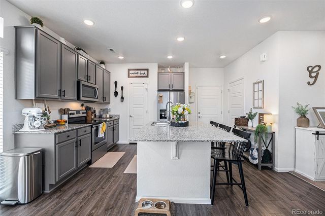 20000 E 40th Avenue 4, Denver, CO 80249