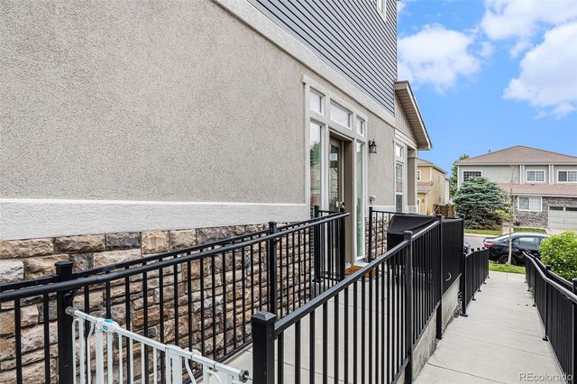 20000 E 40th Avenue 4, Denver, CO 80249