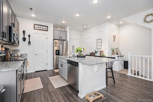 20000 E 40th Avenue 4, Denver, CO 80249