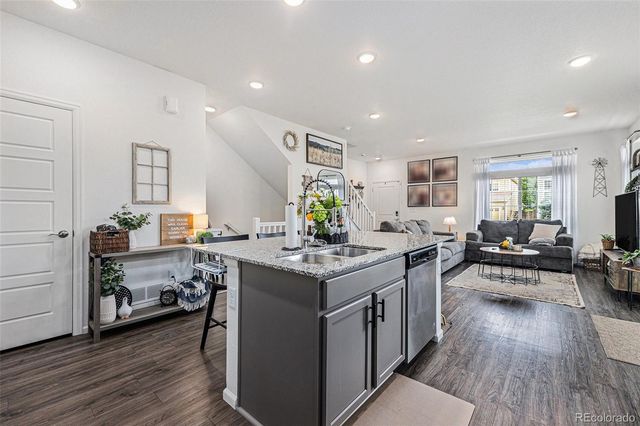 20000 E 40th Avenue 4, Denver, CO 80249