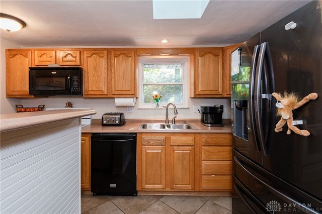 2546 Marscott Drive, Dayton, OH 45440