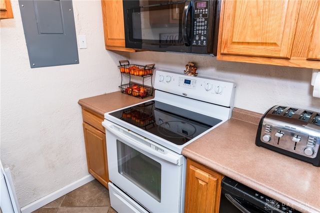 2546 Marscott Drive, Dayton, OH 45440